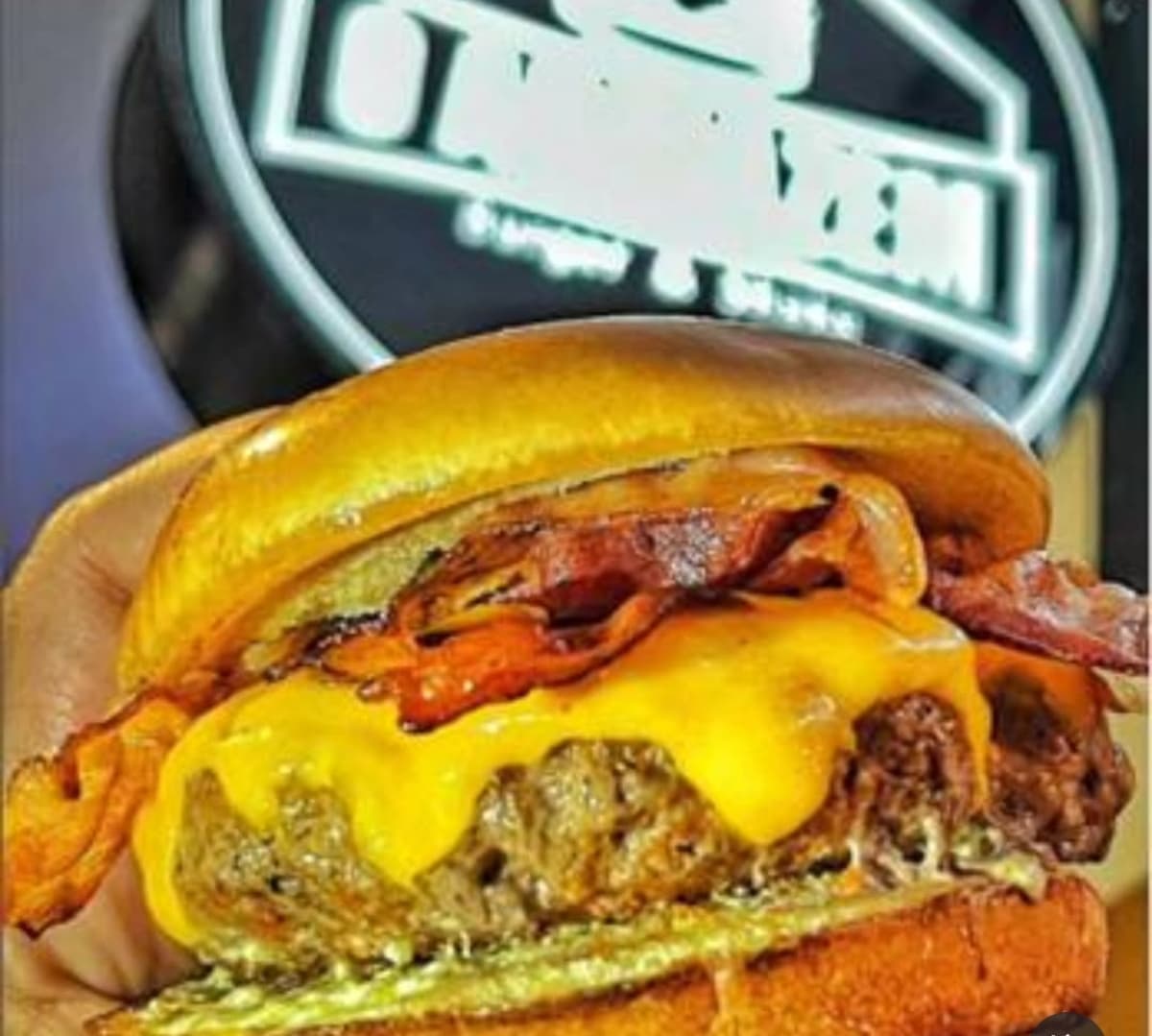 O Armazém Bar & Lanches