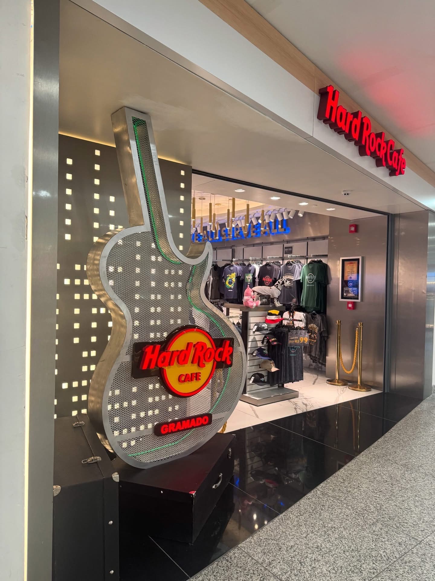 Hard Rock - Rock Shop - Aeroporto