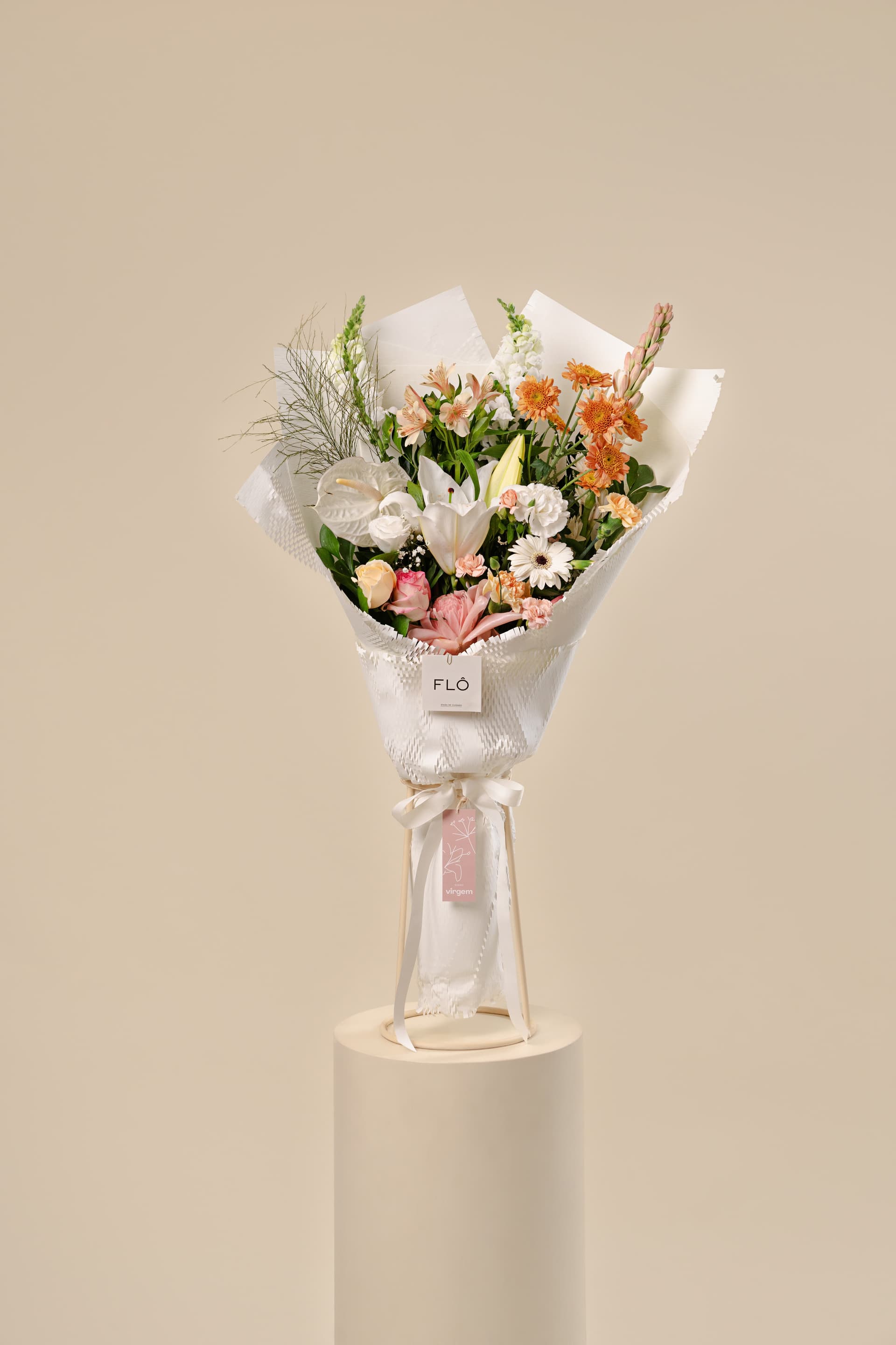 FLÔ floricultura contemporânea