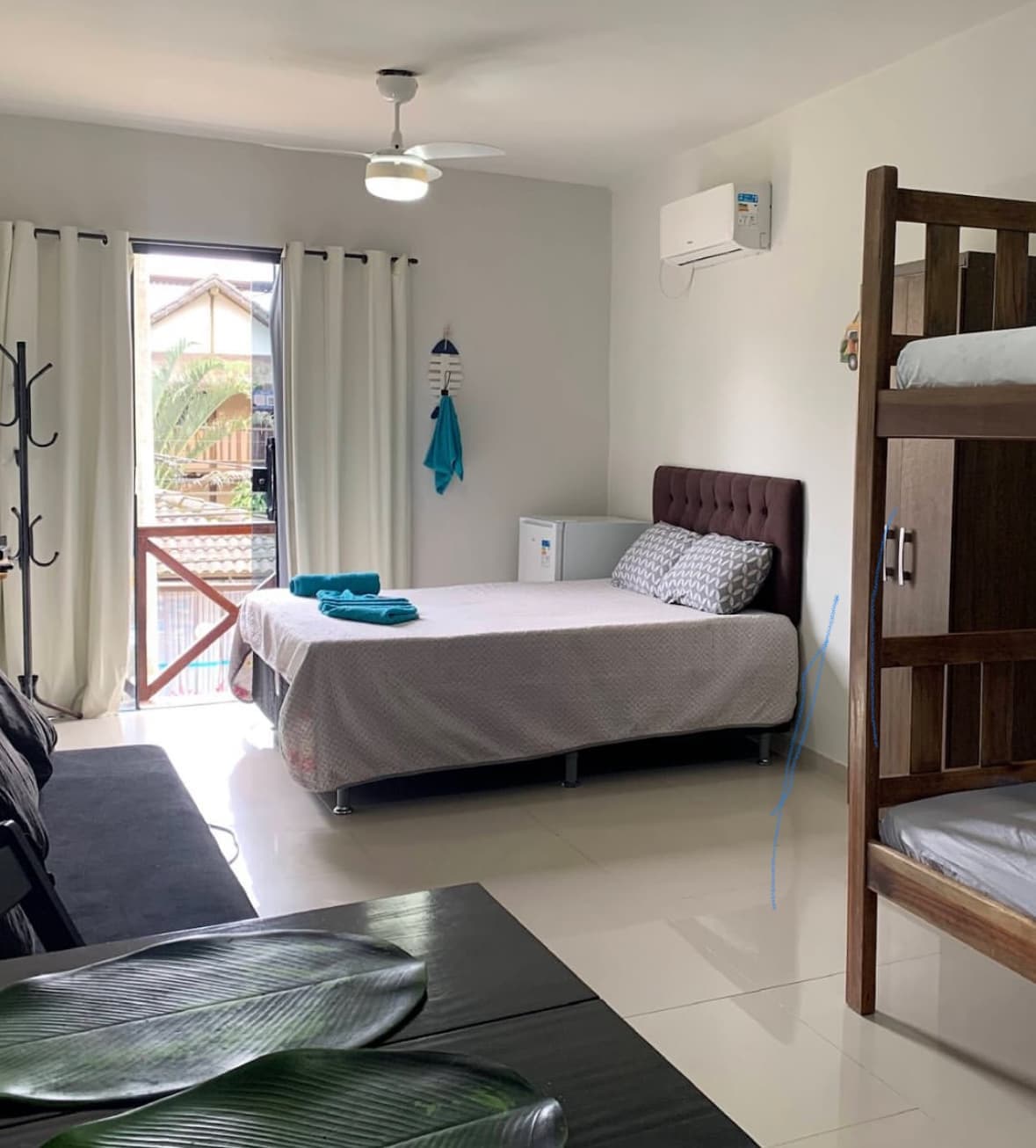 Lady Roots Suites